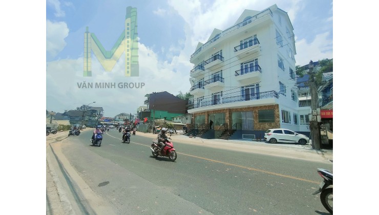 Bán 3 căn khách sạn 6 tầng Mặt tiền Nguyễn Công Trứ Phường 2 Đà Lạt giá đầu tư